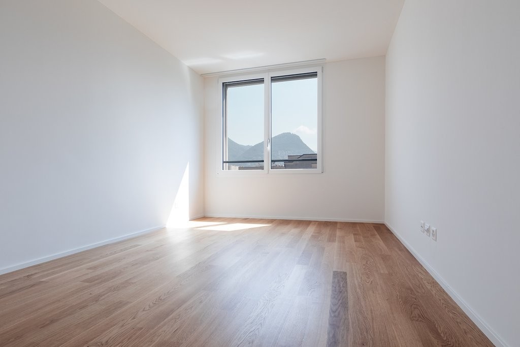 Luminoso e moderno 3.5 locali nel cuore di Massagno - 9