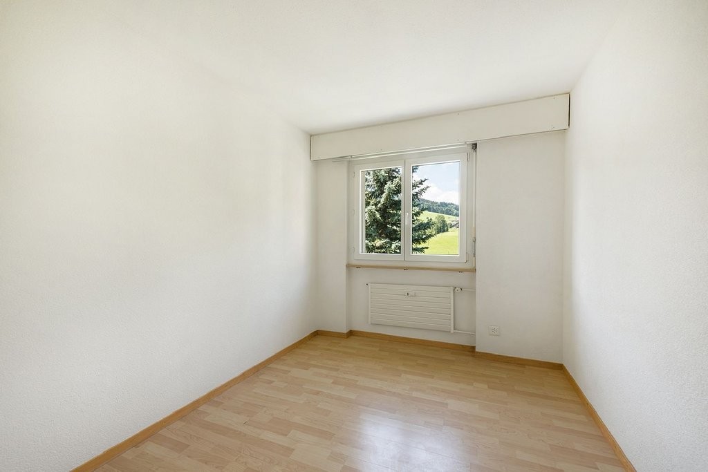 Wohnung an ruhiger Lage mit schöner Weitsicht - 3