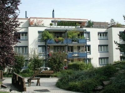 Diverse Parkplätze verfügbar - 1