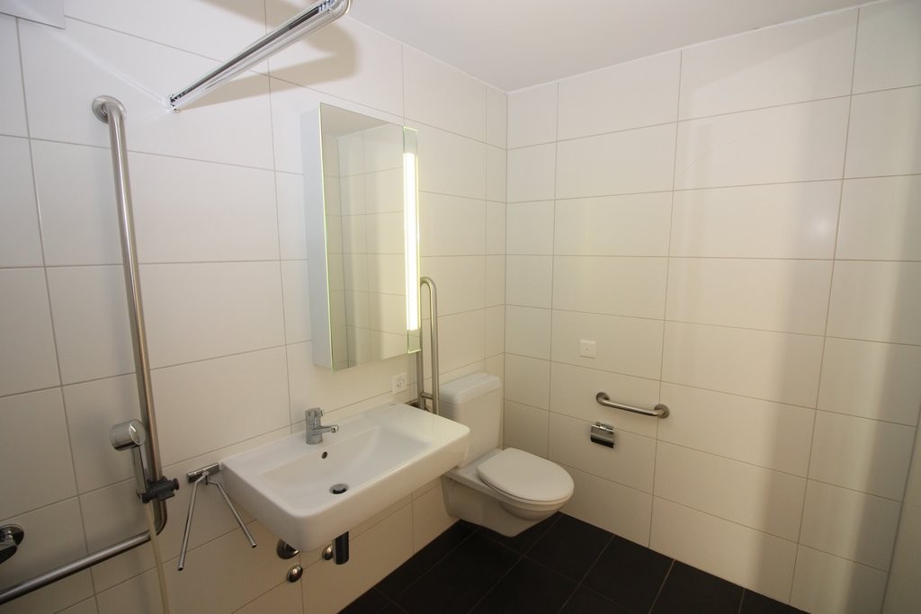 Wohnkomfort für Geniesser mit schönem Balkon - 4