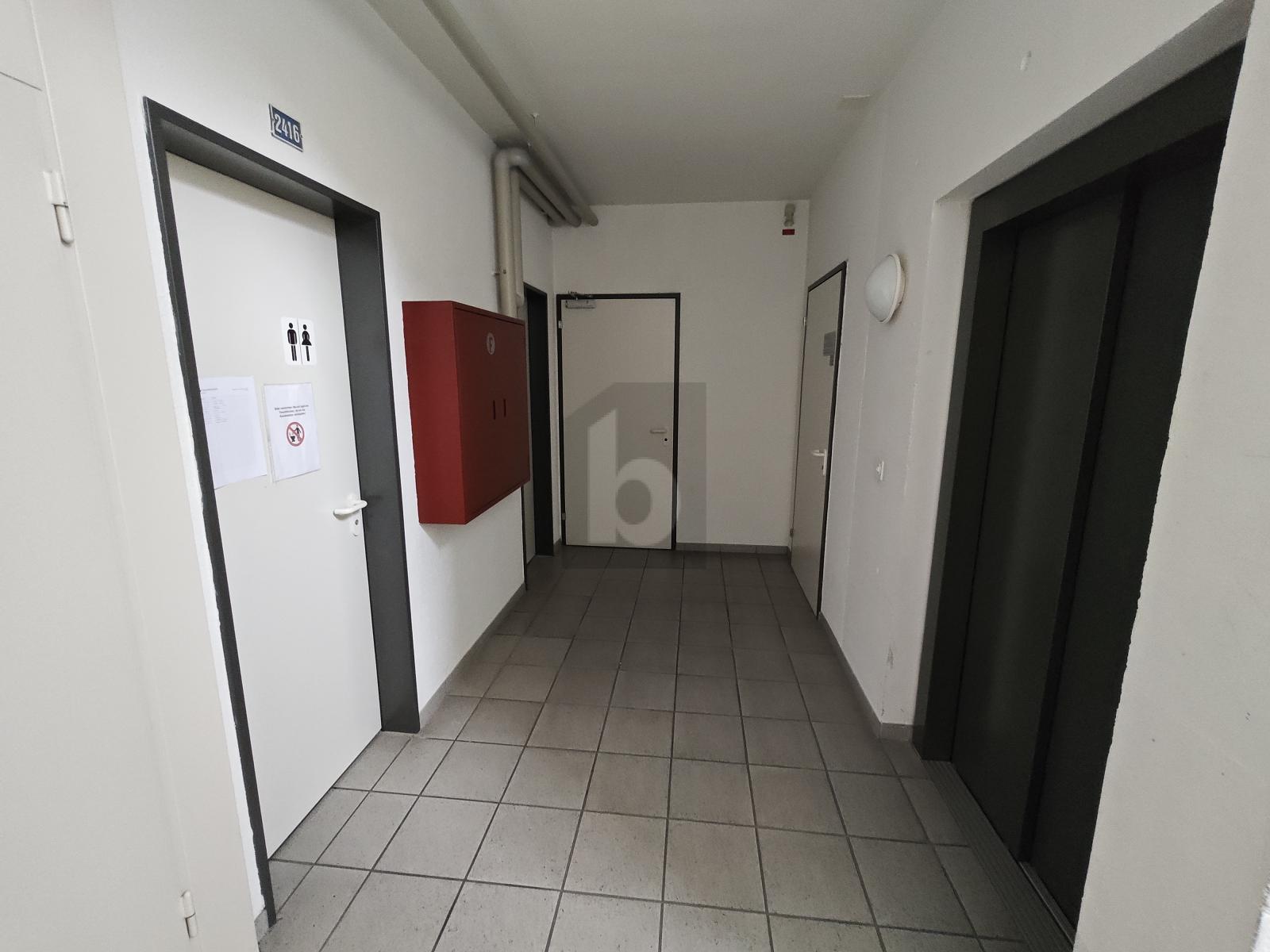 VOLLVERMIETET, SEHR ZENTRAL, REPRÄSENTATIV - 2