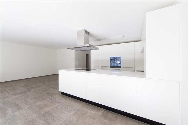 Moderne 3.5 Zimmer-Wohnung in Domat/Ems zu vermieten! - 2