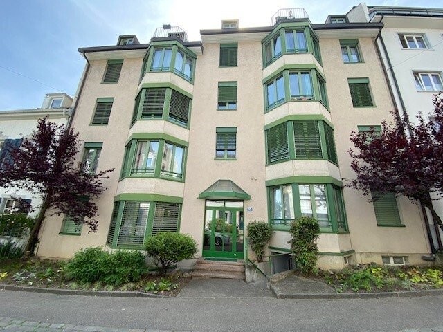 Sanierte Wohnung mit Charme - 0