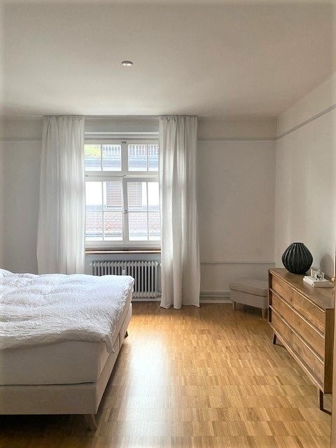 Charmante Altbauwohnung mitten in der Altstadt - 3