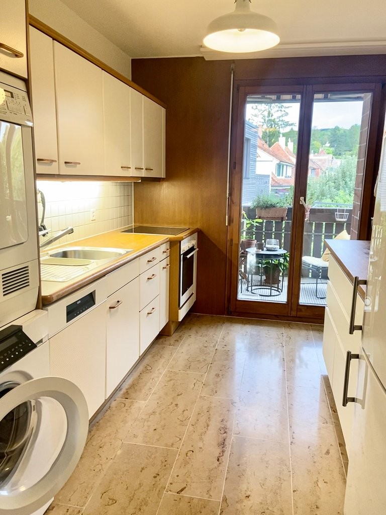 Helle 4-Zimmer Wohnung im beliebten Wohnquartier in Riehen - 2