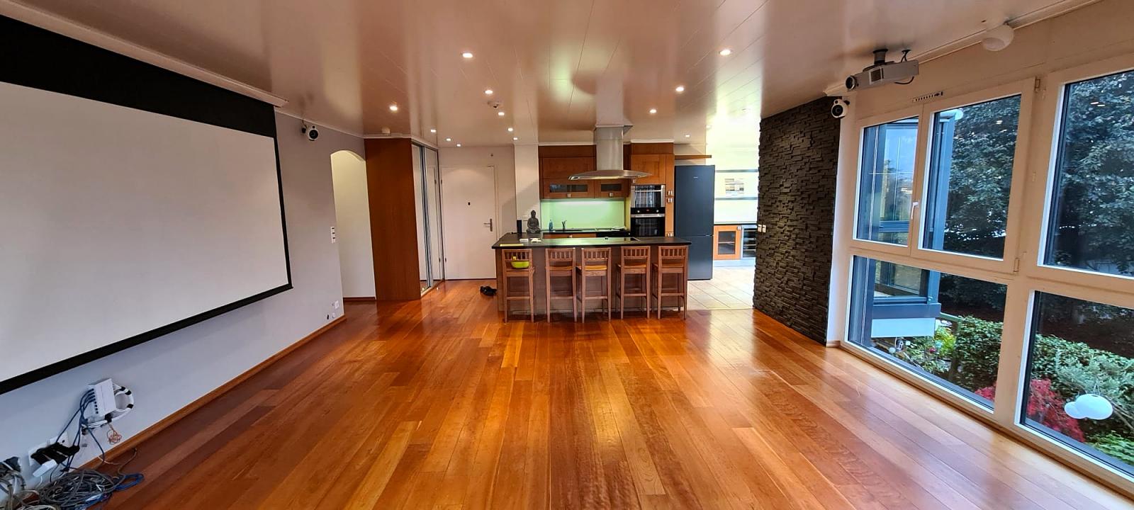 MAGNIFIQUE APPARTEMENT DANS UN CADRE PAISIBLE - 0