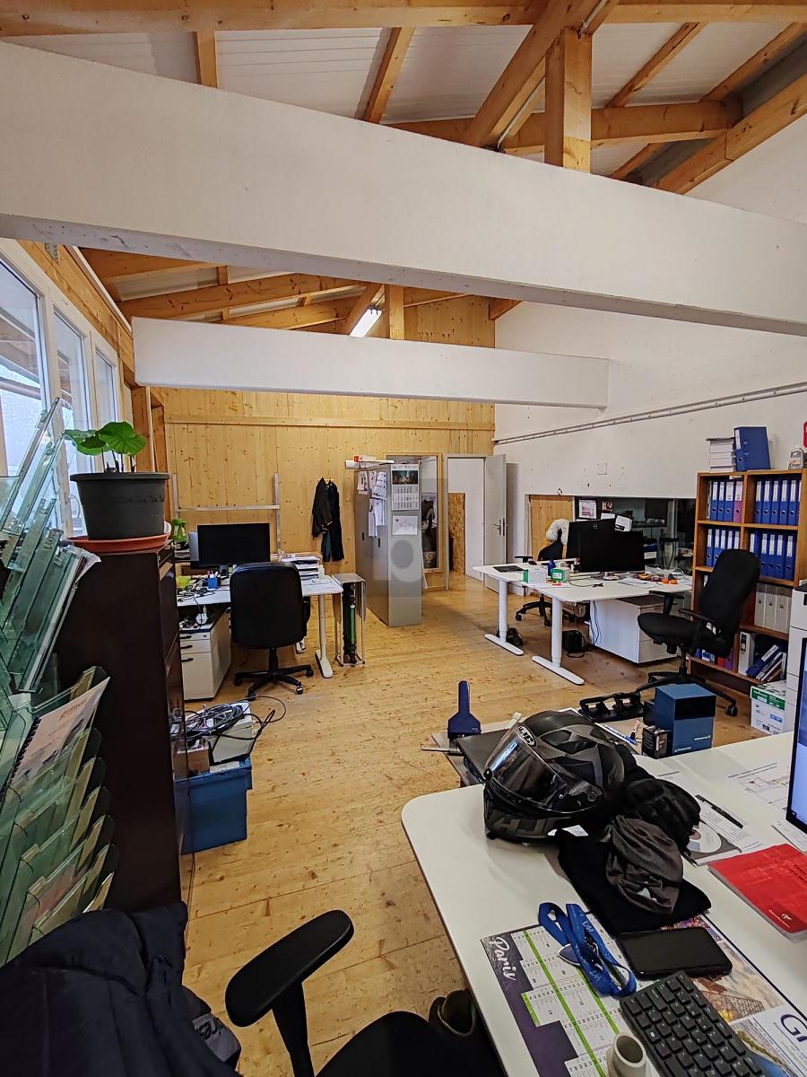 EXCLUSIVITÉ-LOCAL PROFESSIONNEL ATELIER ET BUREAUX - 2