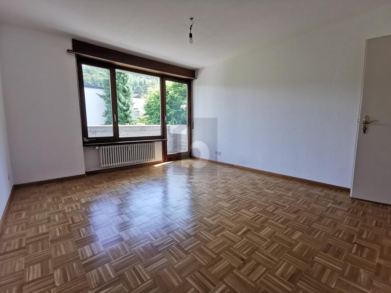 GEPFLEGT MIT LIFT UND ZWEI BALKONEN - 3