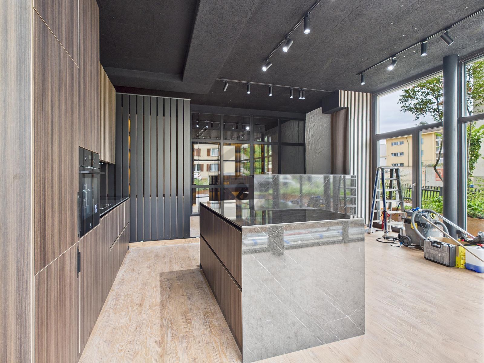 EXKLUSIV MIT MODERNER ARCHITEKTUR - 1