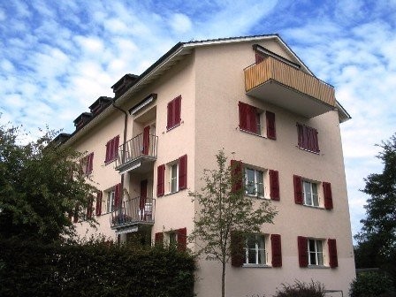Ruhiges Wohnen mitten im Grünen - 0