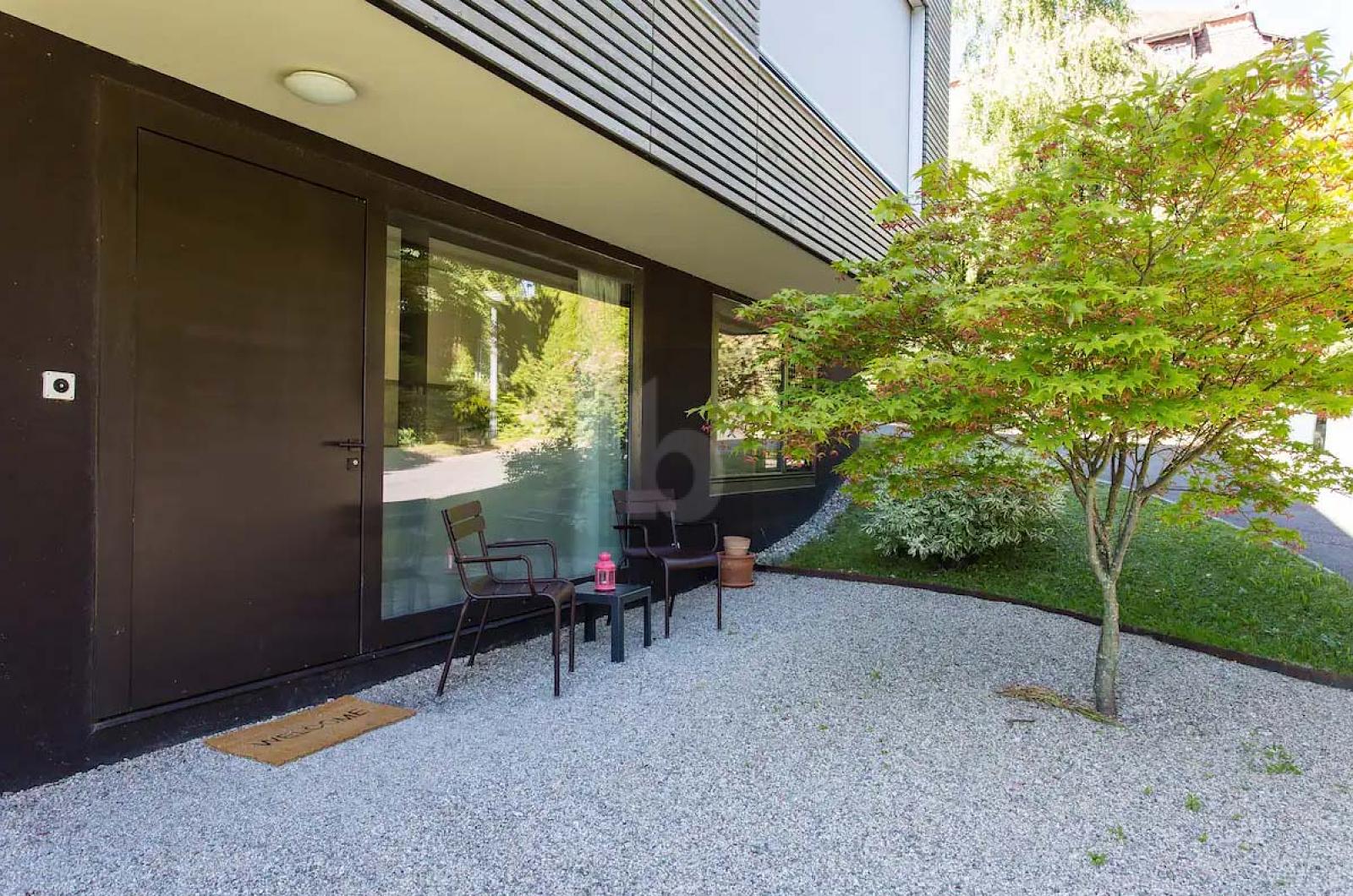 APPARTEMENT DANS UNE VILLA CONTEMPORAINE - 4