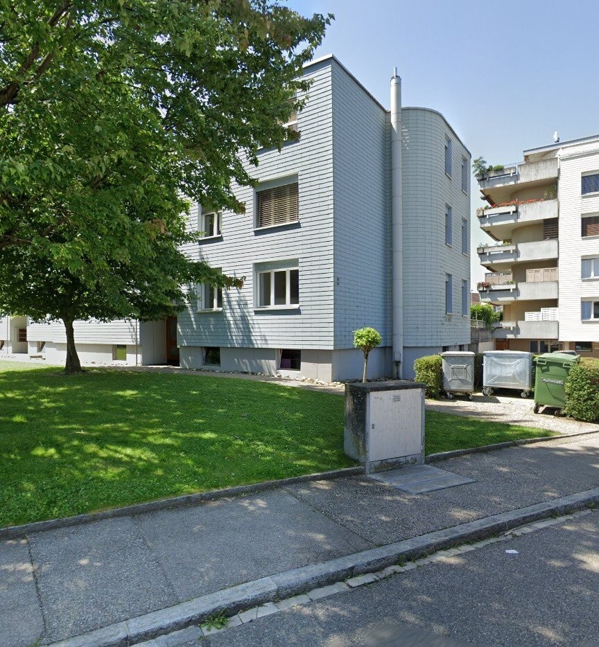4.5 Zimmer-Wohnung mit gemütlichem Sitzplatz zu vermieten - 0