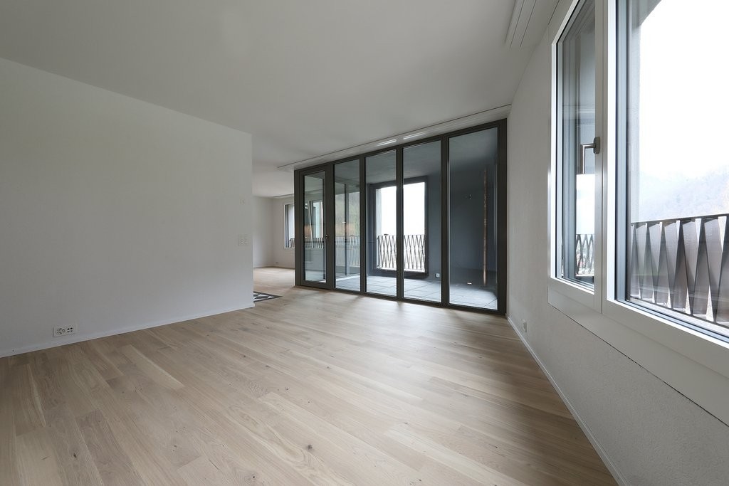 Moderne 4 Zimmer-Wohnung an zentraler Lage - 2