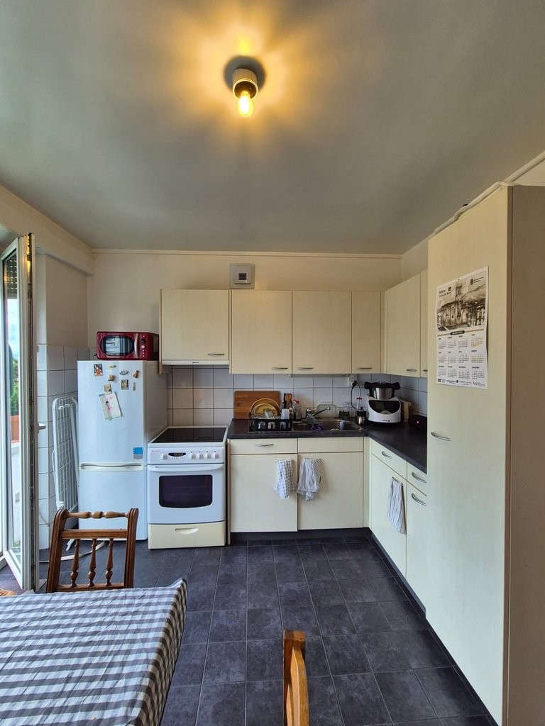 À saisir ! Bel appartement en attique au coeur de Genève ! - 2