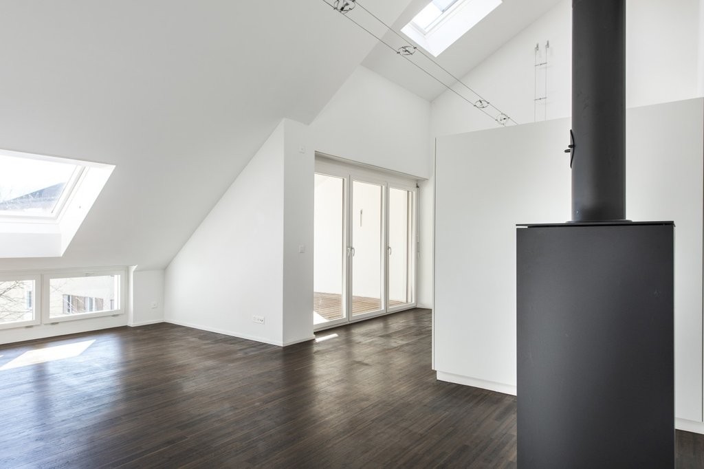 Top moderne Dachwohnung in der Nähe des Zürichsees - 1