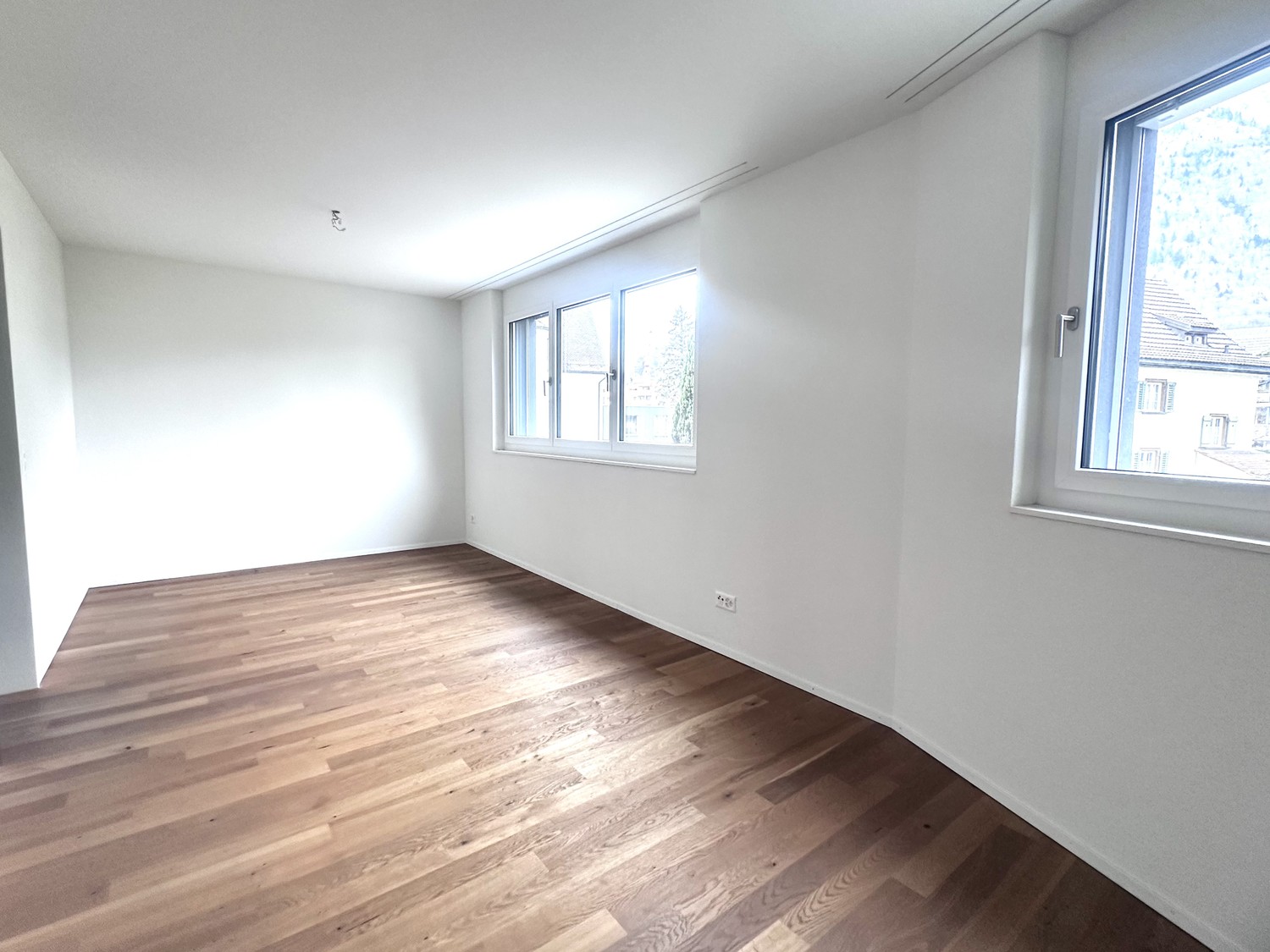 Exklusive 4.5-Zimmer-Wohnung mit großer Terrasse  zentral und ruhig im Wohnensemble "Radius Plus" - 5