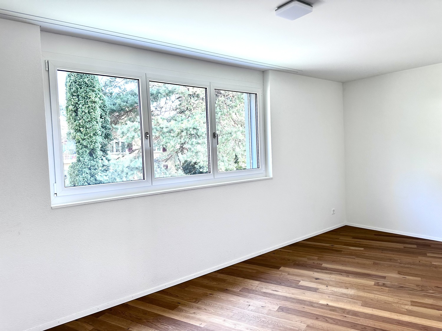 Exklusive 4.5-Zimmer-Wohnung mit großer Terrasse  zentral und ruhig im Wohnensemble "Radius Plus" - 6