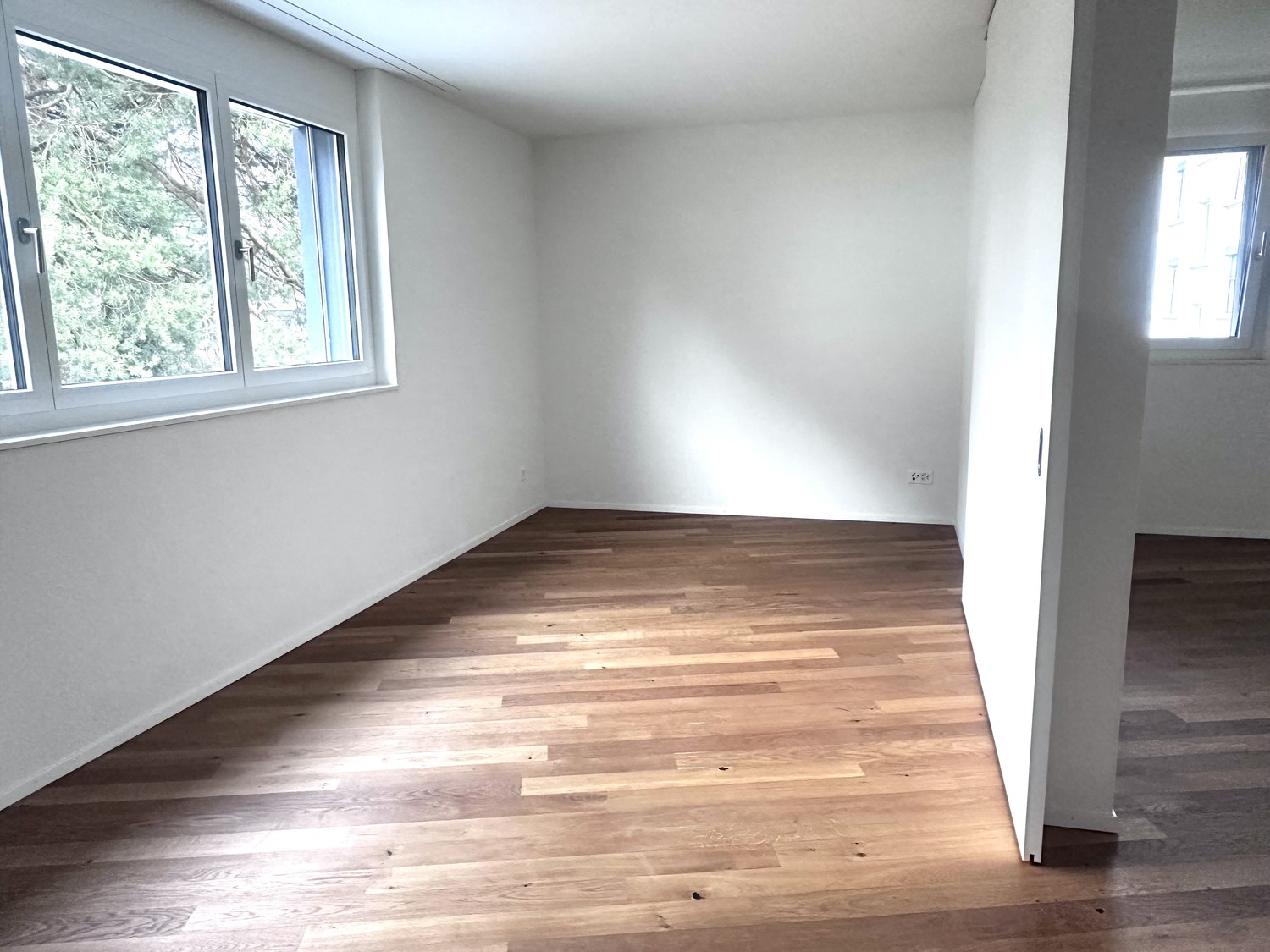 Exklusive 4.5-Zimmer-Wohnung mit großer Terrasse  zentral und ruhig im Wohnensemble "Radius Plus" - 8