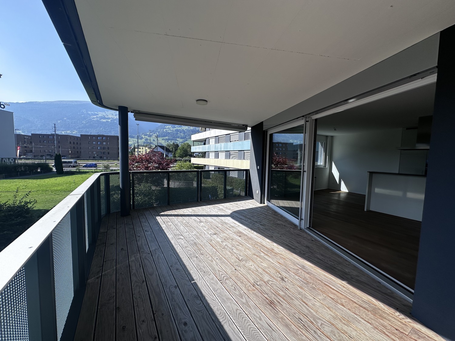 Exklusive 4.5-Zimmer-Wohnung mit großer Terrasse  zentral und ruhig im Wohnensemble "Radius Plus" - 11