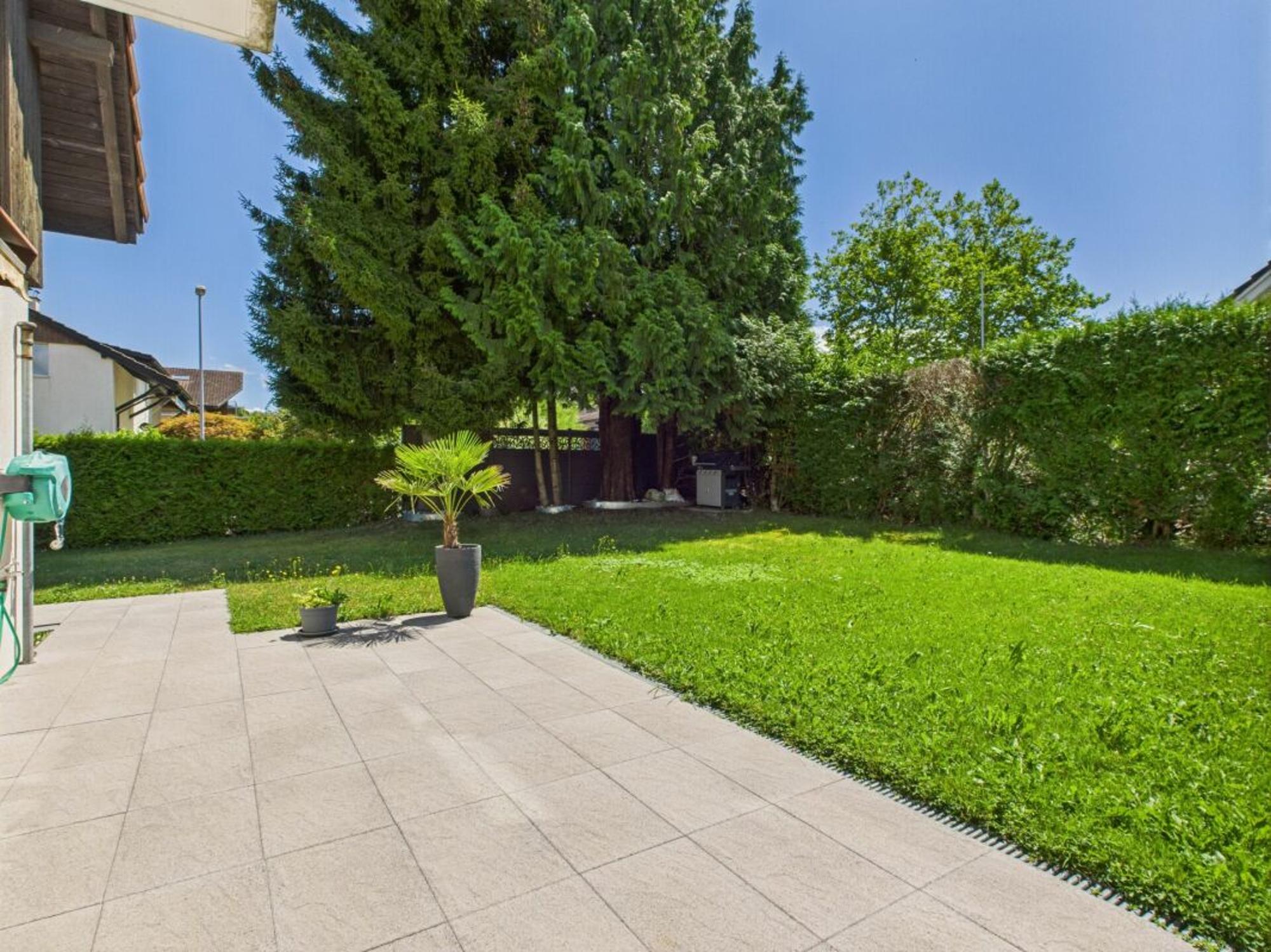 GARDEN PARADISE IN A FAMILY-FRIENDLY ENVIRONMENT - 1