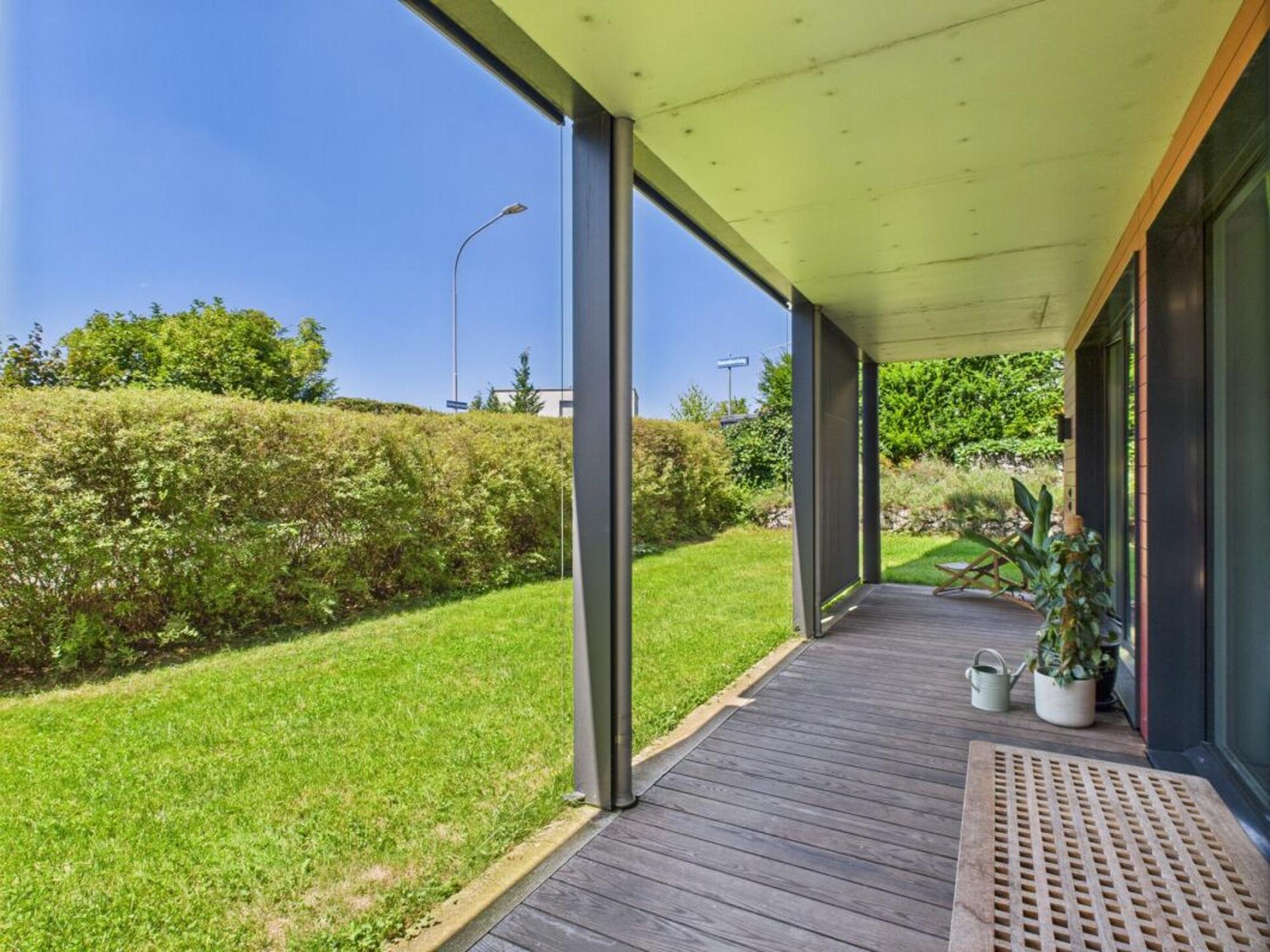 EXCLUSIVE LIVING WITH A LARGE GARDEN AND TERRACE - 2