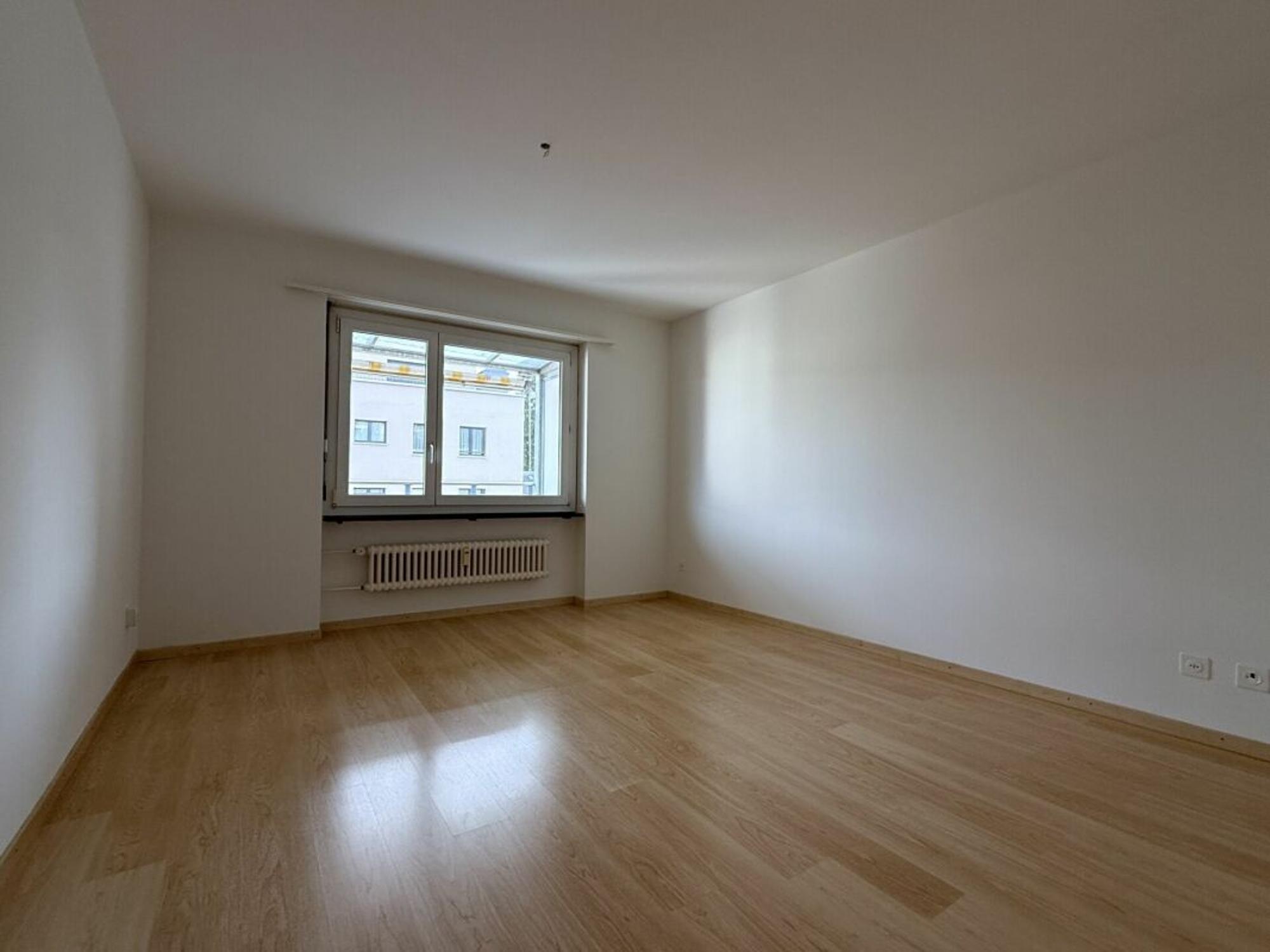 LARGE BALCONY IN A QUIET LOCATION - 5