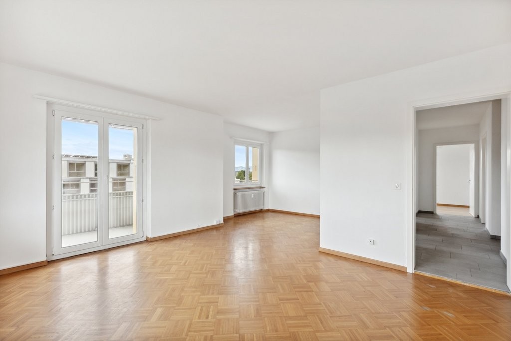Grosszügige Familienwohnung zu Vermieten! - 1
