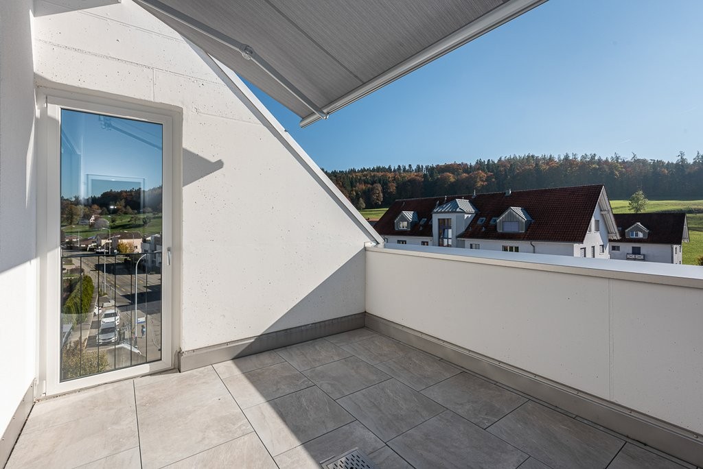 Top moderne Wohnung in Rossrüti - 9