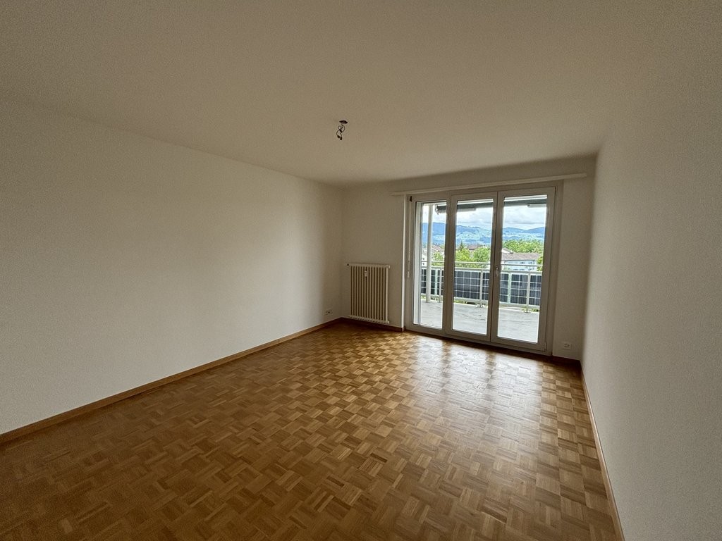 3 Zimmer-Wohnung, 8634 Hombrechtikon - 3