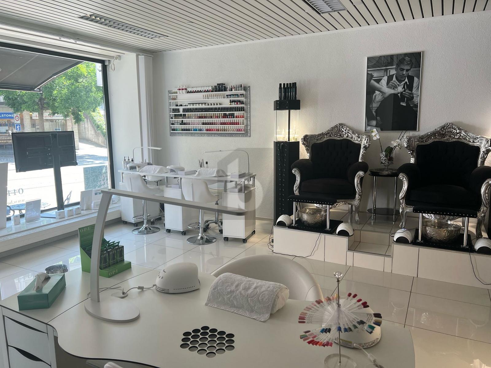EXKLUSIVES ONE-STOP-BEAUTYKONZEPT - 1