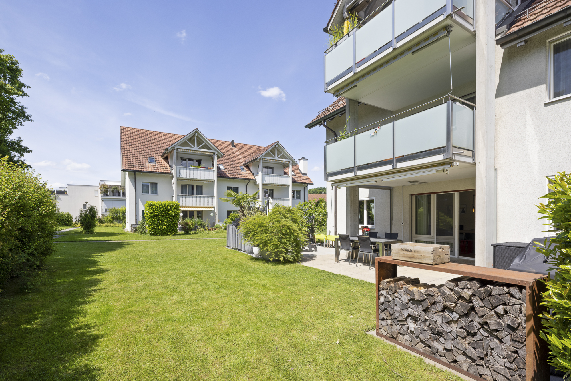 Bijou an ruhiger Lage mit viel Grün - 12