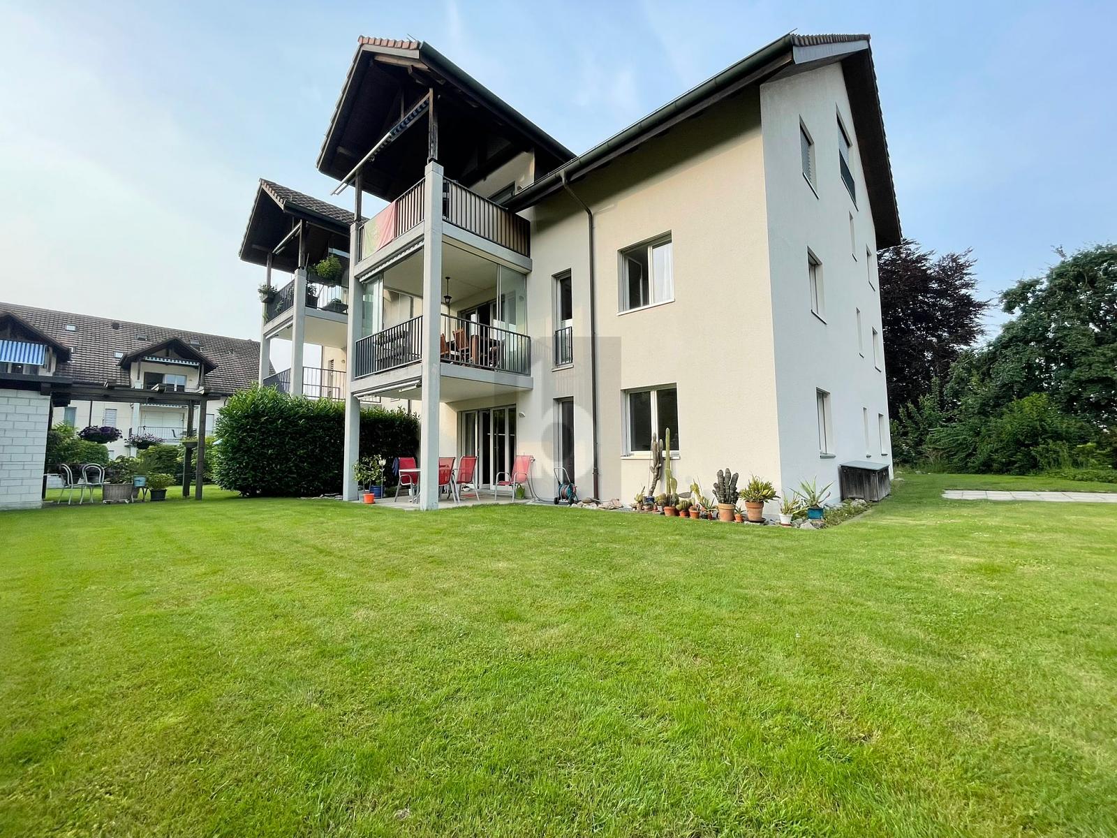 SONNIG MIT GROSSER GARTENFLÄCHE (CA. 350 M2) - 0