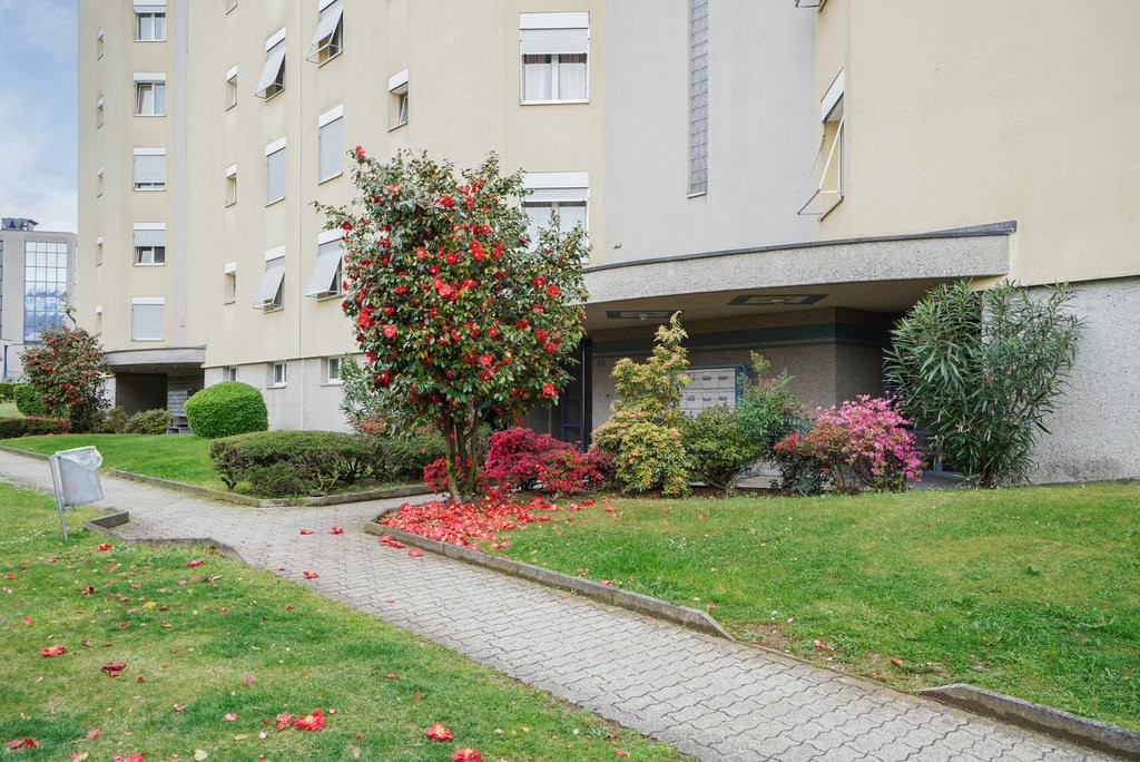 3.5 locali in zona ben servita - ottimo per famiglie - 0