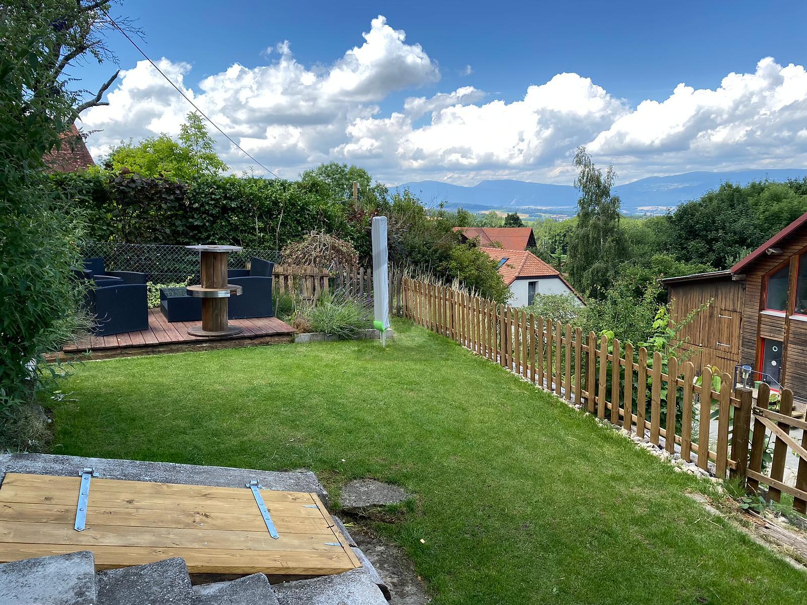 RUSTIQUE ET SPACIEUX AVEC JARDIN - 0