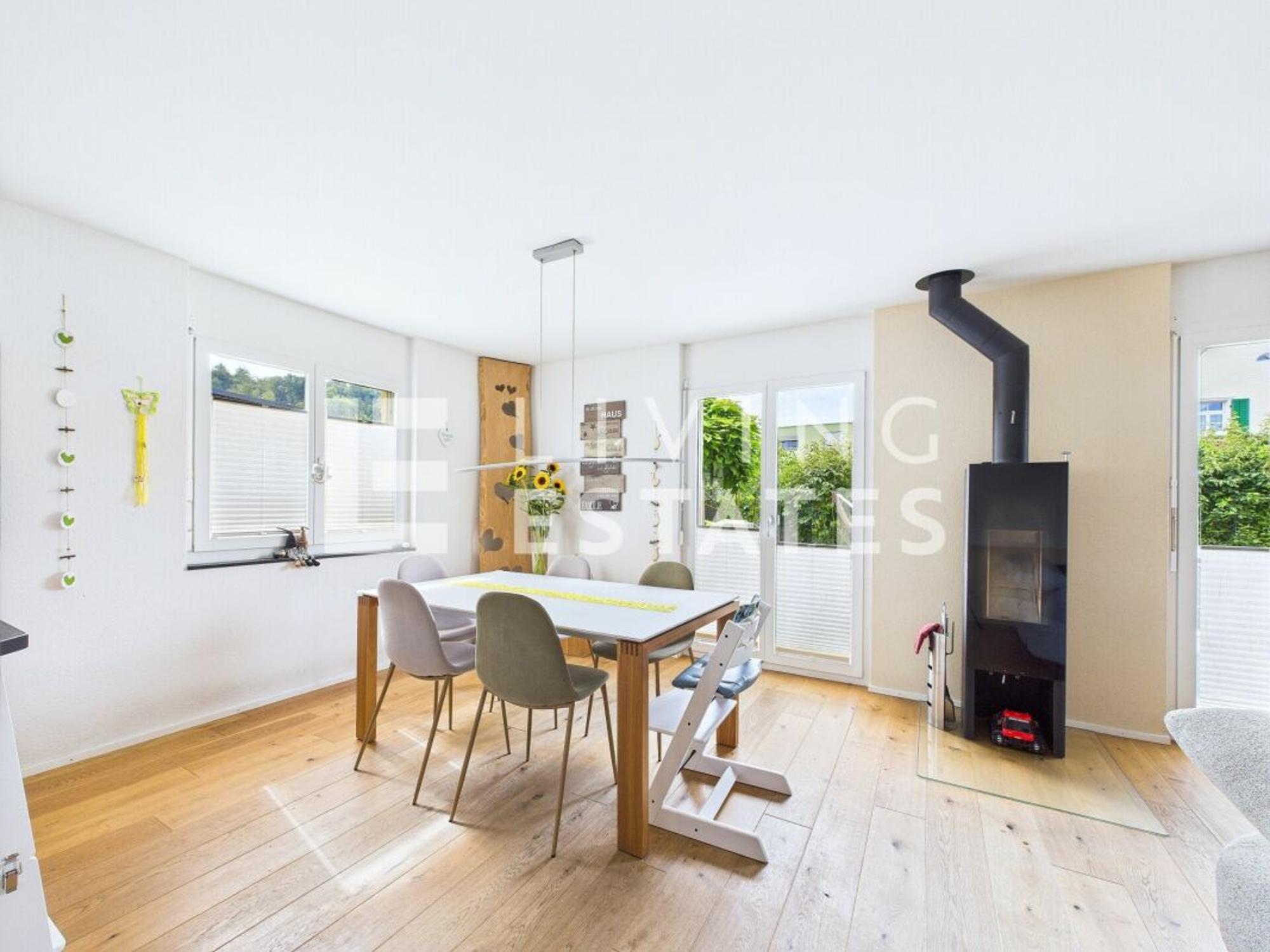 YOUR NEW HOME – TIMELESS, FILLED WITH LIGHT, READY TO MOVE IN - 1