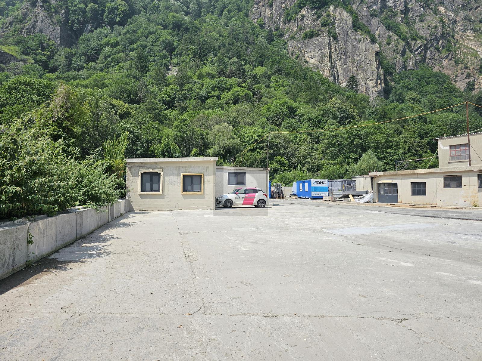 LOCAUX POLYVALENTS À VERNAYAZ - 4