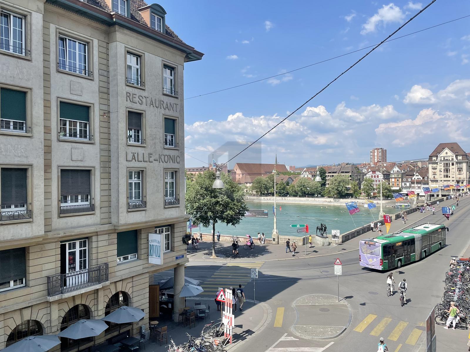 MIT RHEINBLICK, IM ZENTRUM - 0