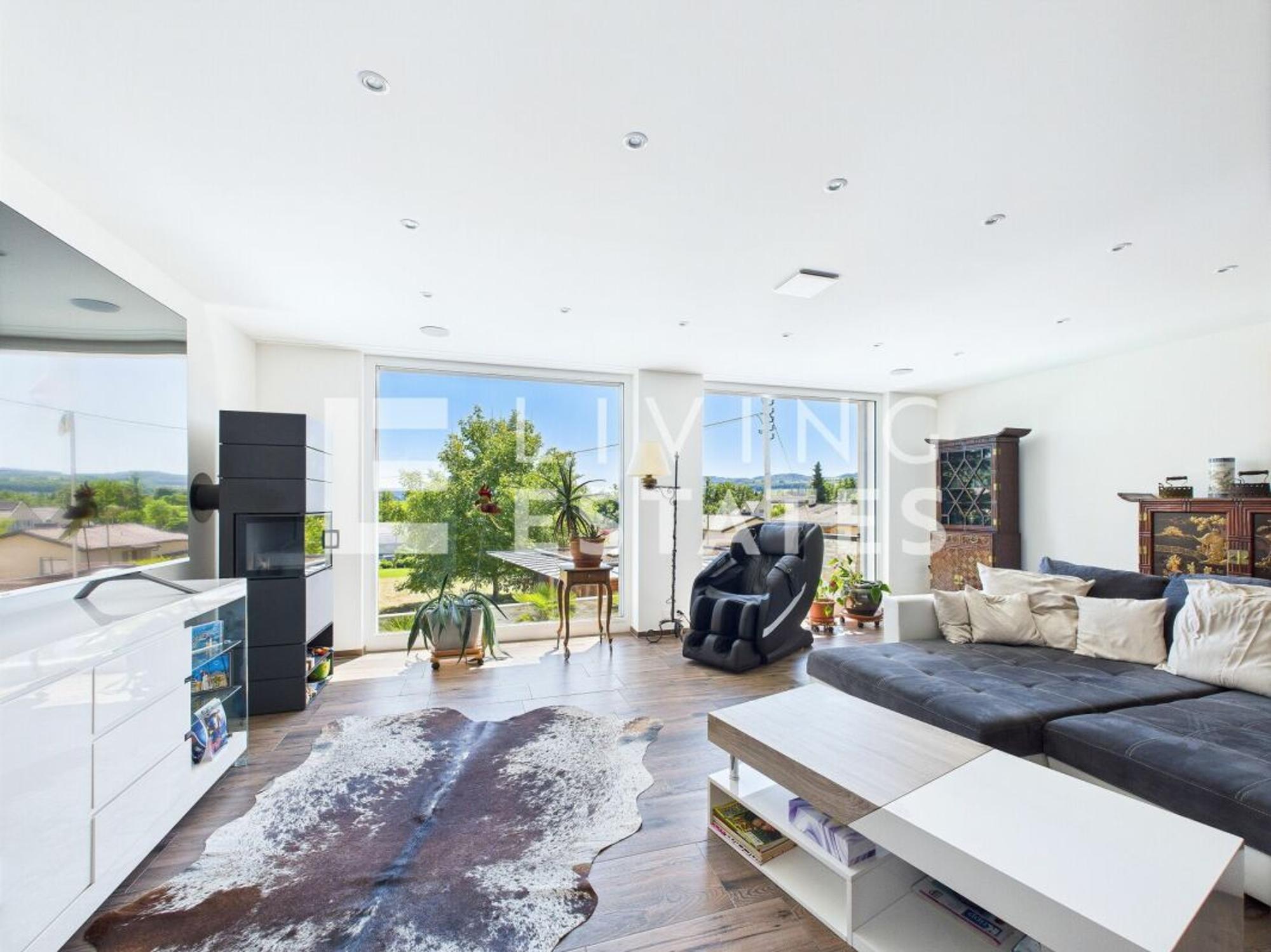 EXCLUSIVE WELLNESS OASIS WITH HISTORIC FLAIR - 3