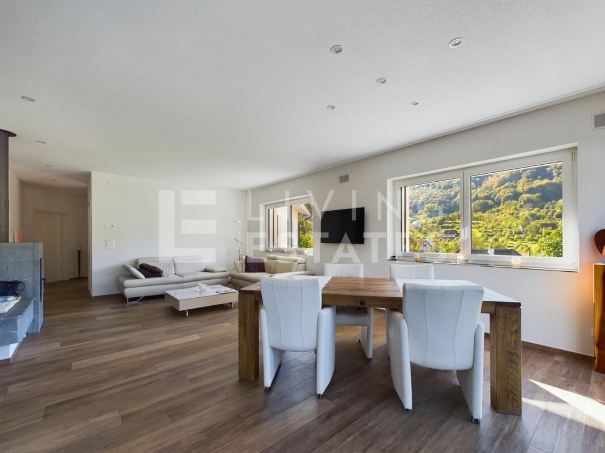 Modern Jewel with In-Law Suite – Quality Meets Nature - 3