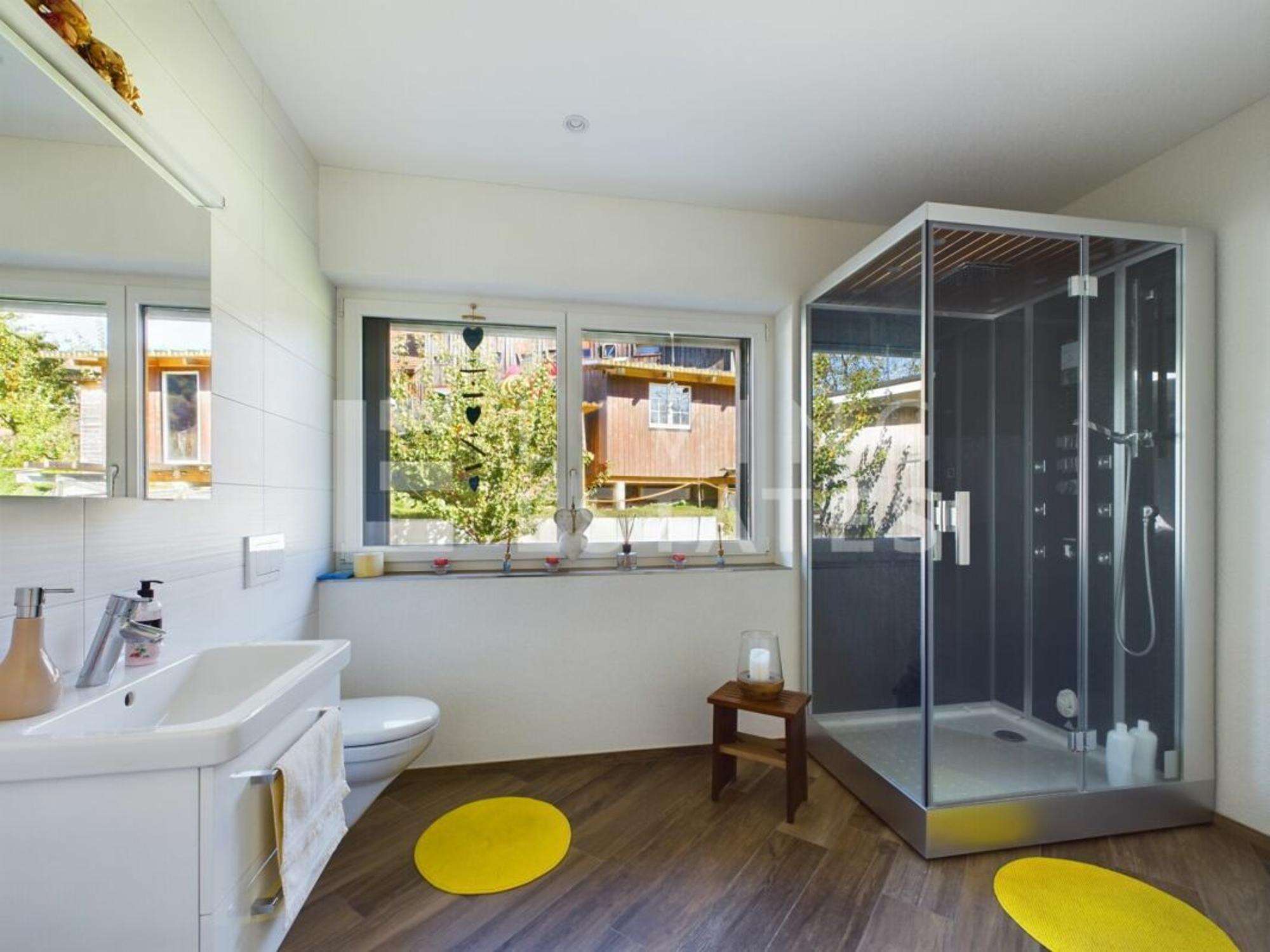 Modern Jewel with In-Law Suite – Quality Meets Nature - 8