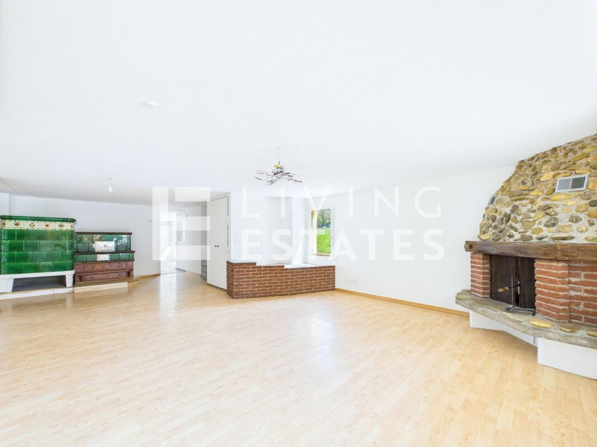 Charming estate with living comfort for humans and animals - 2