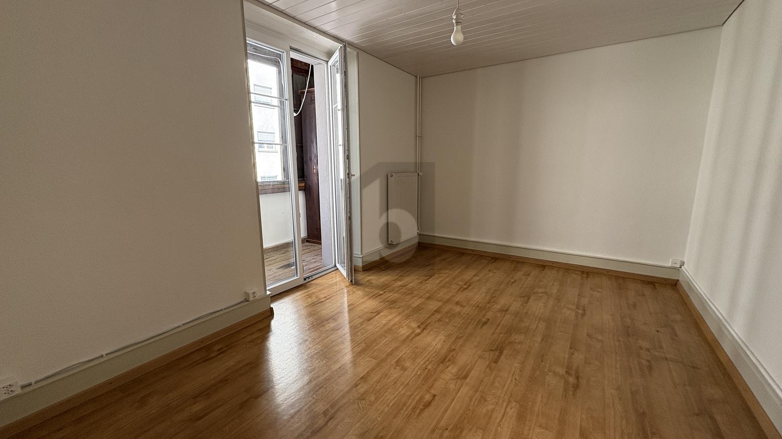 APPARTEMENT OU BUREAU PROCHE DU CENTRE - 1