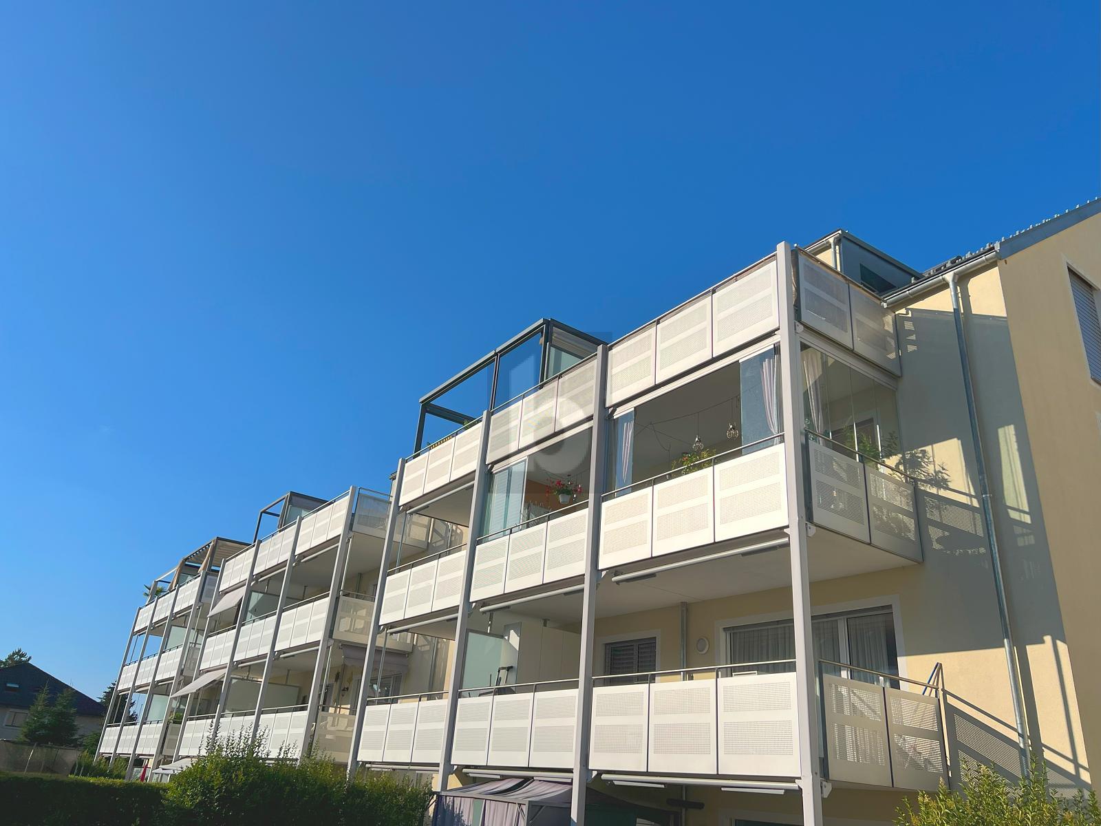 FAMILIENFREUNDLICH MIT SONNIGEM BALKON! - 0