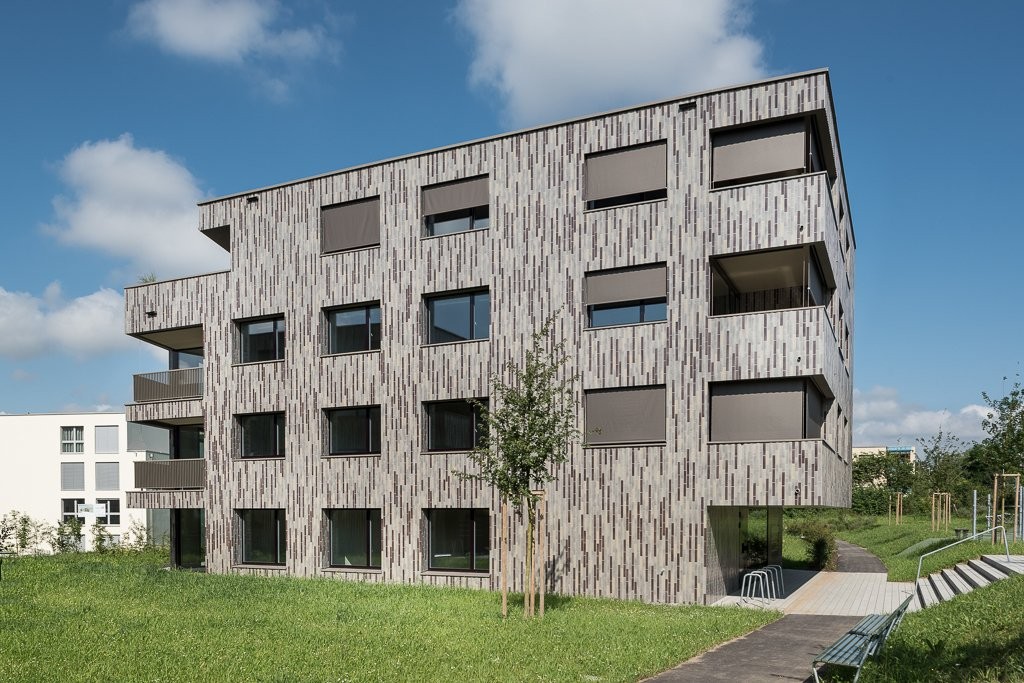 Moderne Wohnung mit sonnigem Gartensitzplatz - 0