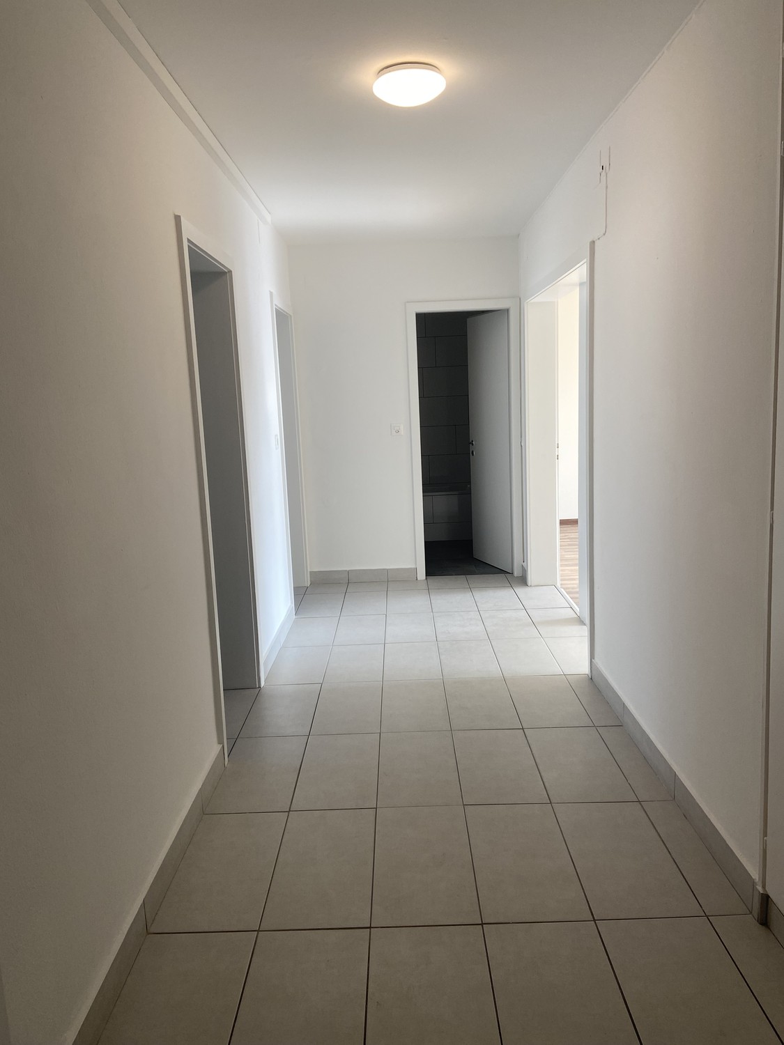 1 Monat GRATIS: Erstvermietung nach Teilsanierung - Ihre neue Wohnung im Herzen von Basel - 2