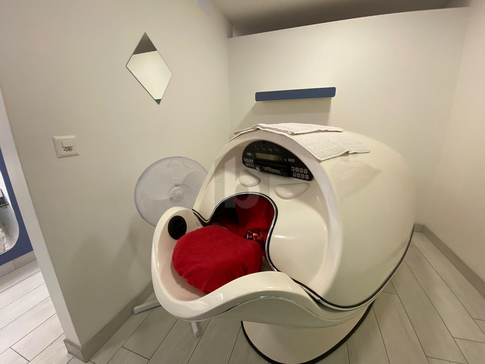 INSTITUT DE BEAUTE AVEC EXCELLENT CHIFFRE D'AFFAIRE - 0