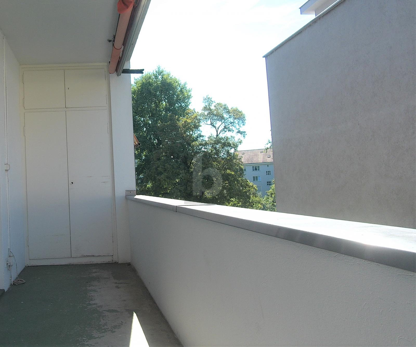 AN ZENTRALER LAGE MIT GROSSEM BALKON - 2