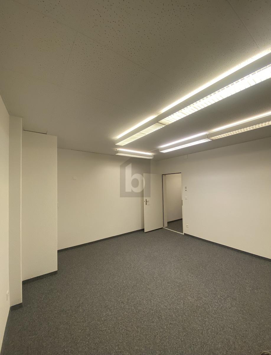MODERN AN TOP LAGE - 0
