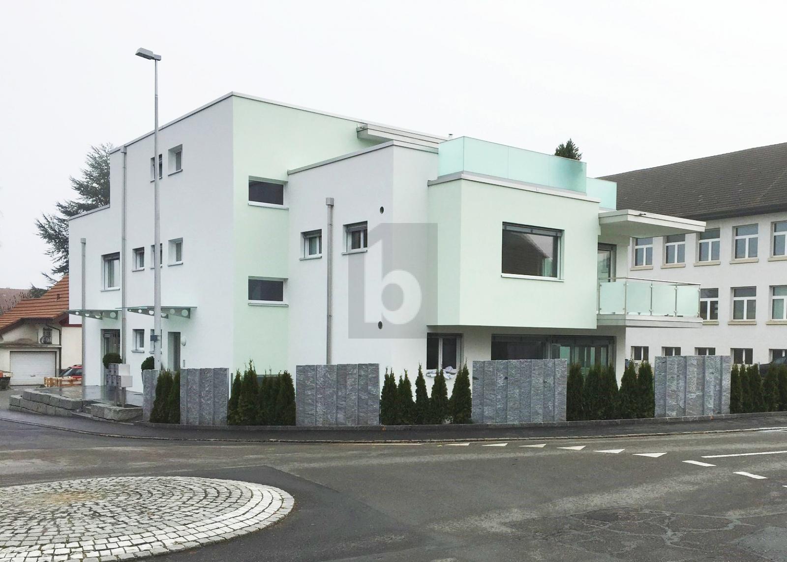 RUHIG UND MODERN - 0