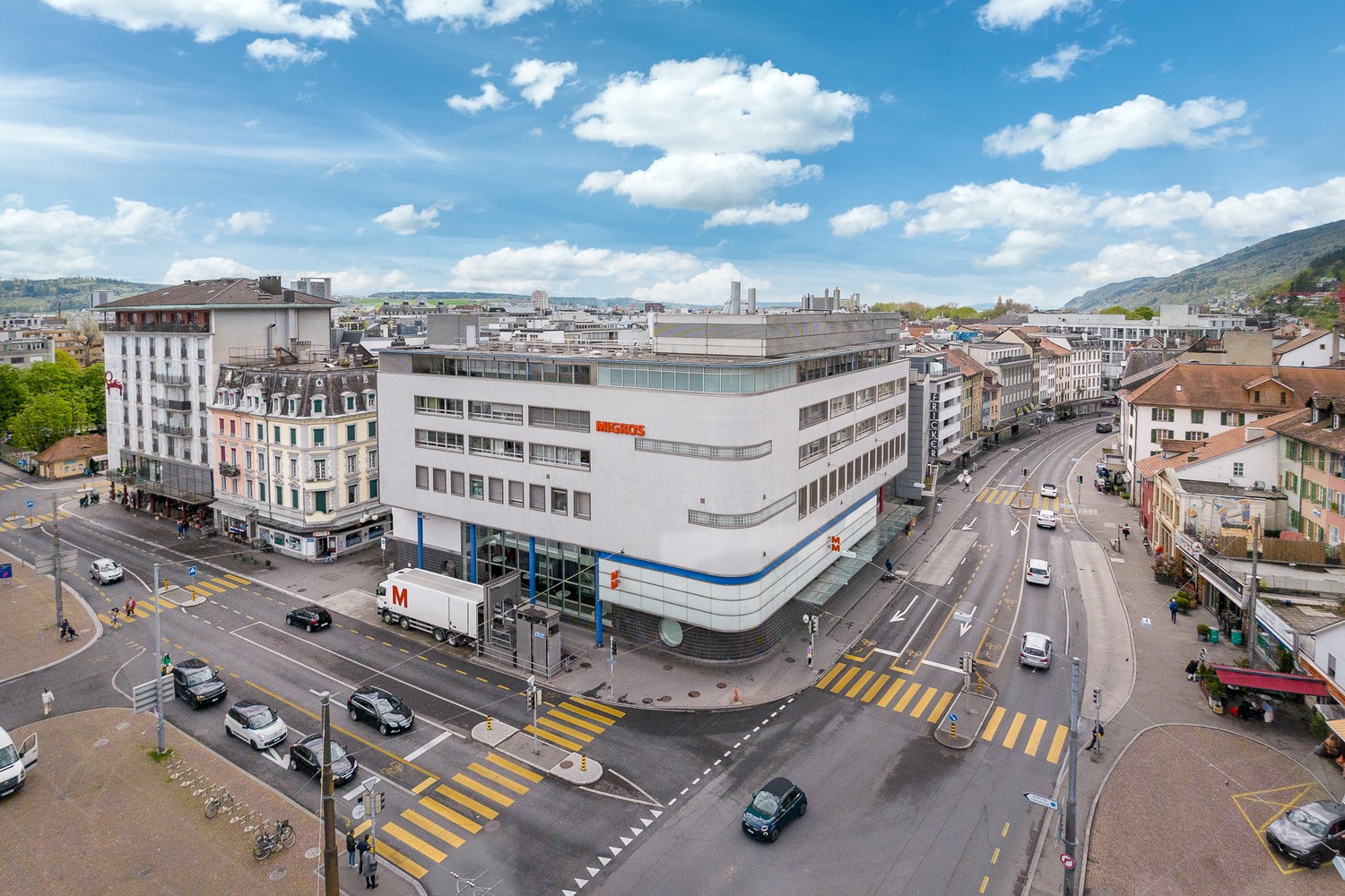 Grosszügige Mietfläche mit zusätzlicher Terrasse 160m2 in Biel zu vermieten - 2